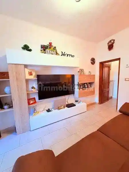 Casa indipendente in vendita a Cascina