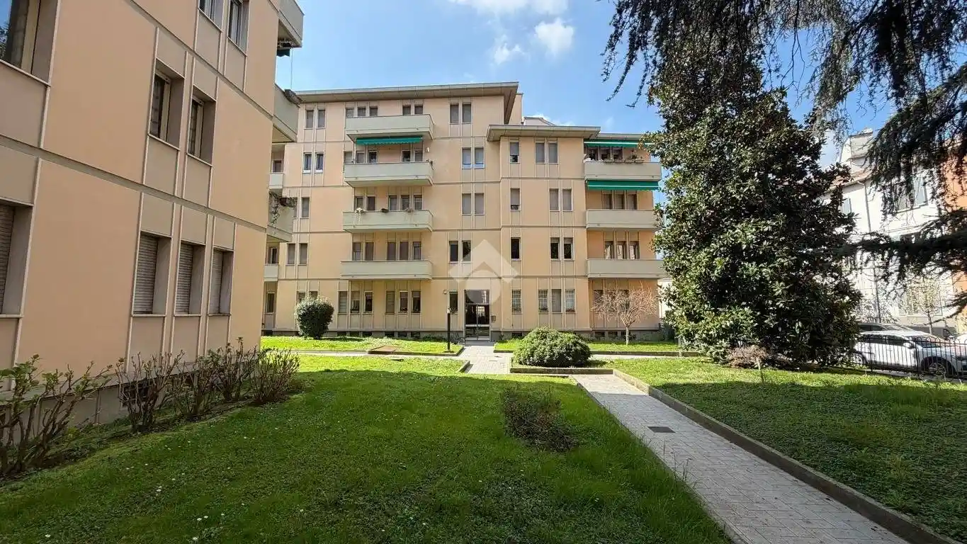 Appartamento in vendita a Parma