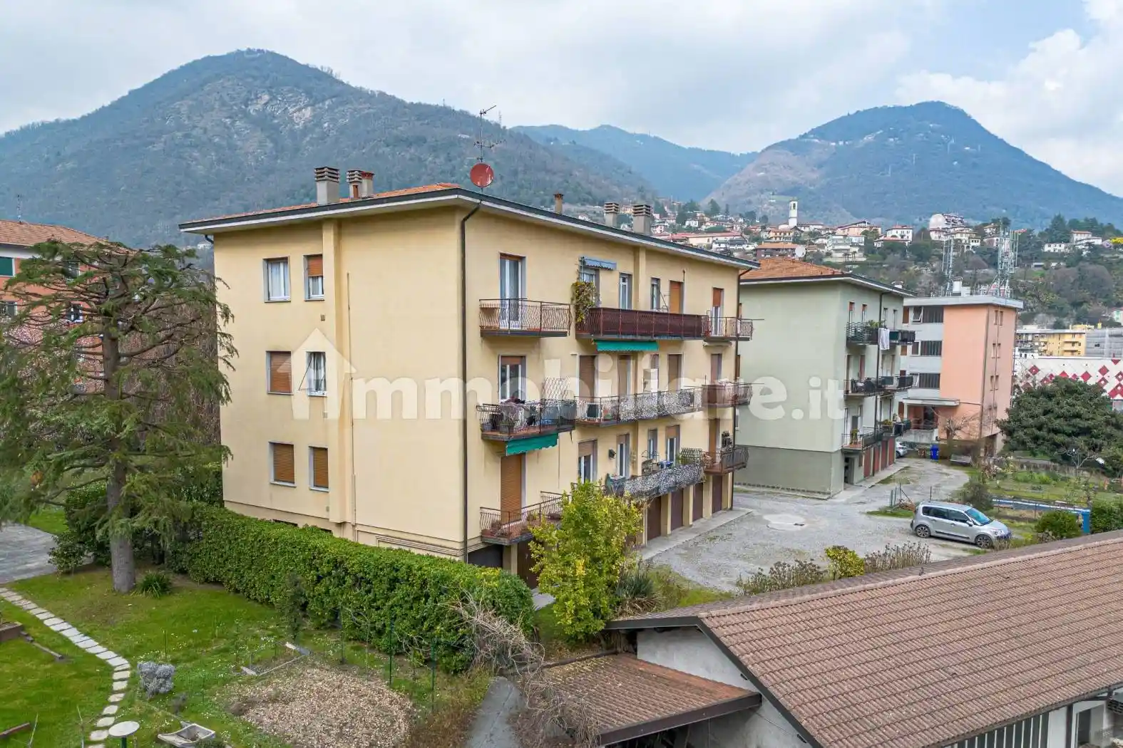 Appartamento in vendita a Como