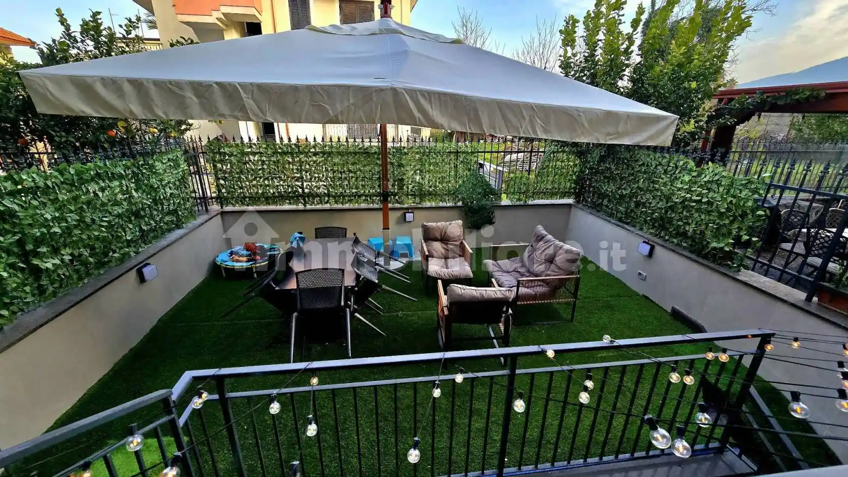 Villetta a schiera in vendita a Castello di Cisterna