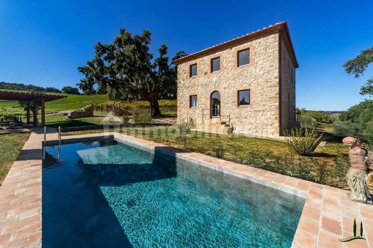 Rustico - Casale in vendita a Roccastrada