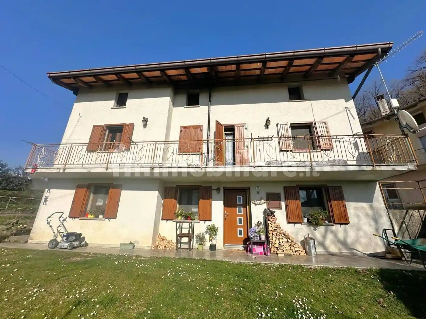 Villa in vendita a San Leonardo