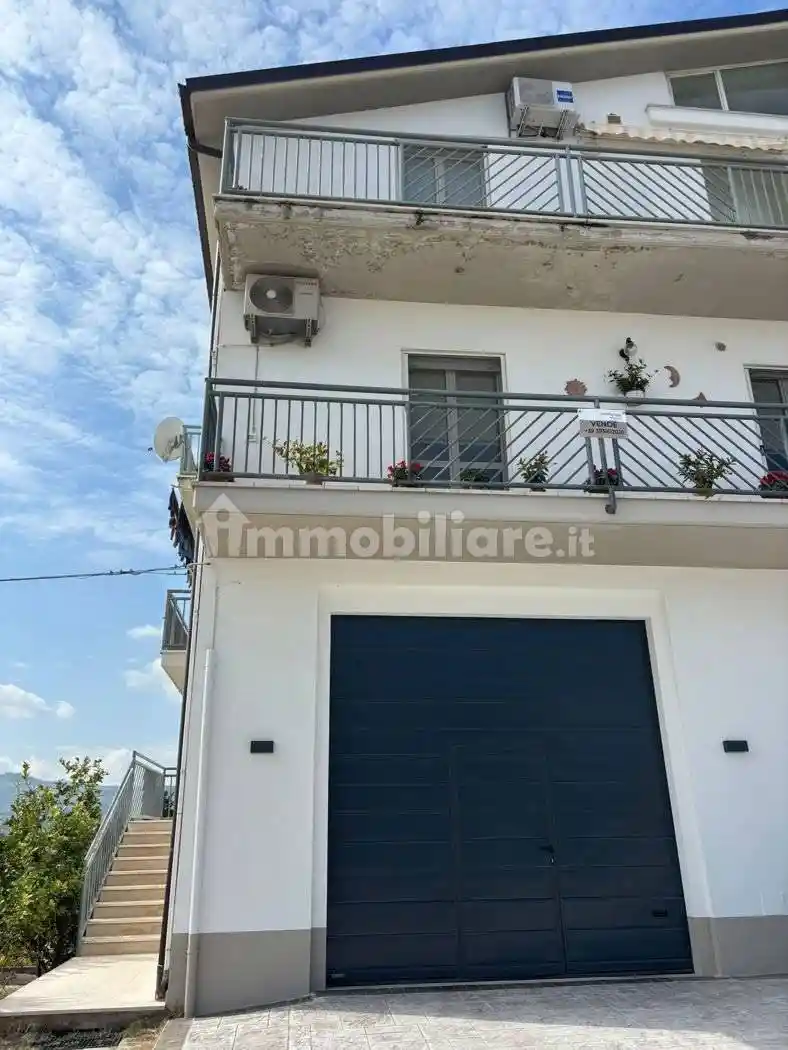 Appartamento in vendita a Montenero di Bisaccia