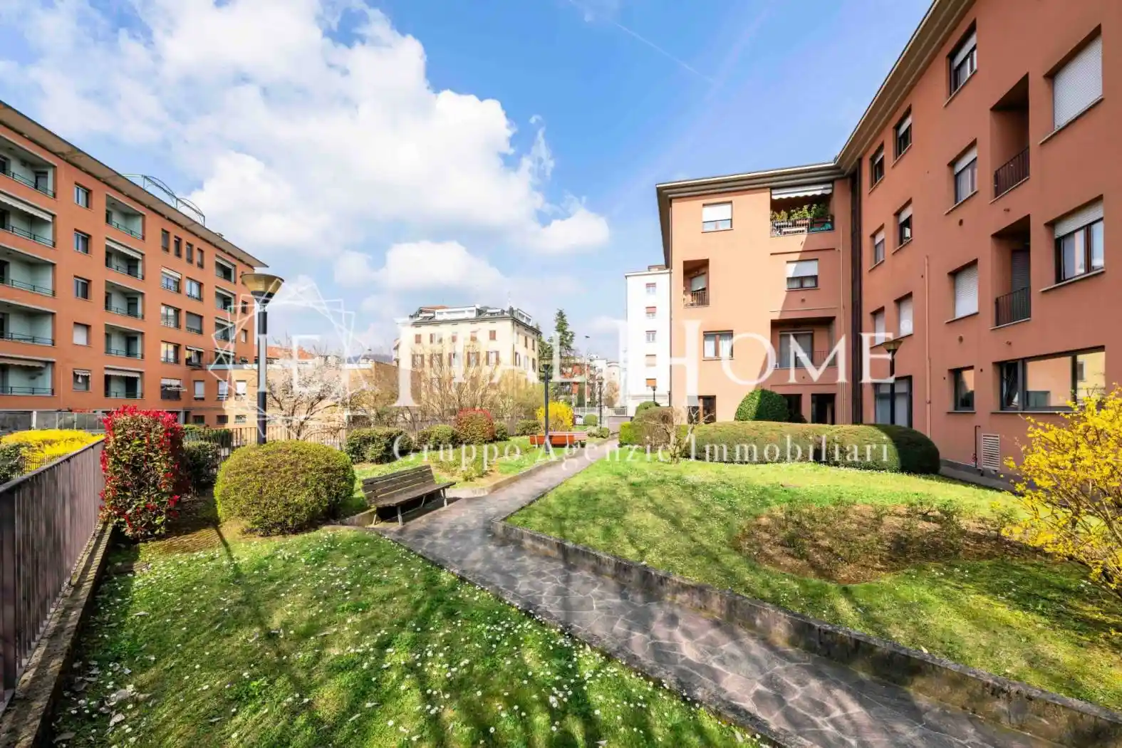 Appartamento in vendita a Bergamo