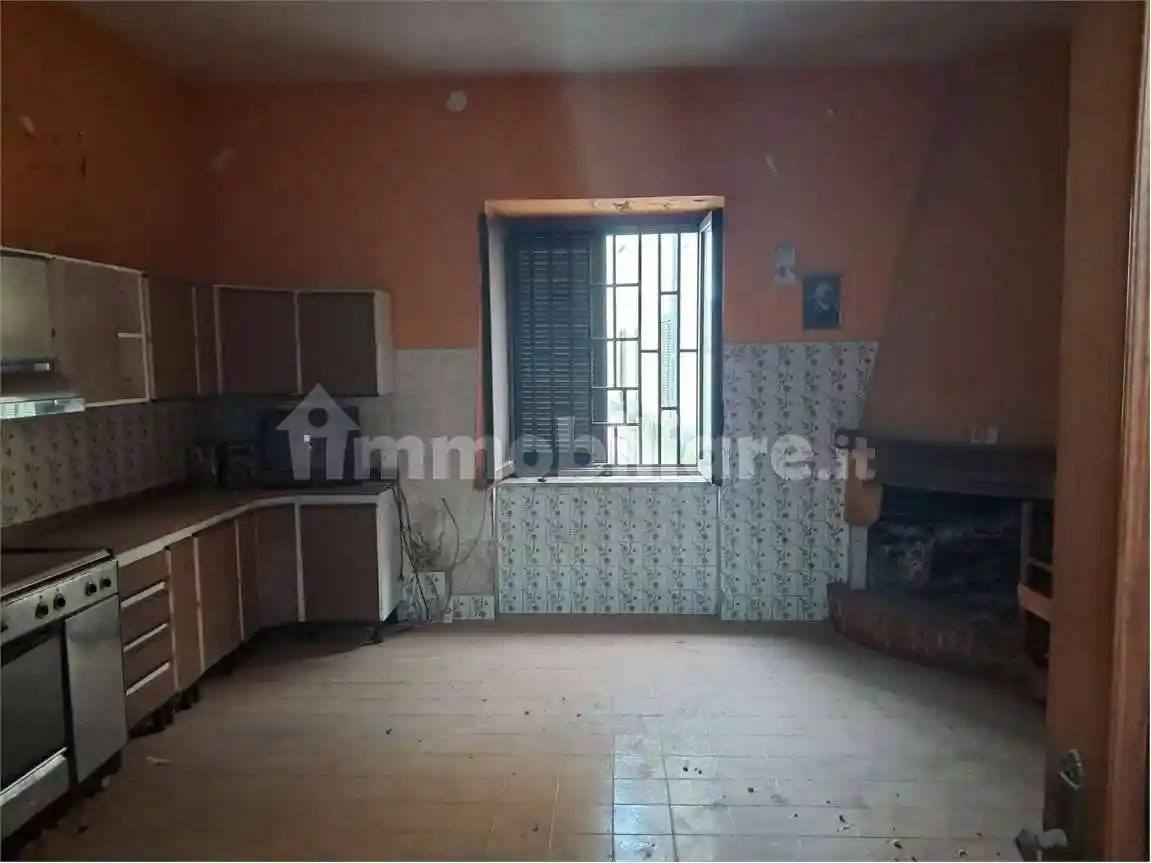 Palazzo - Edificio in vendita a Sparanise