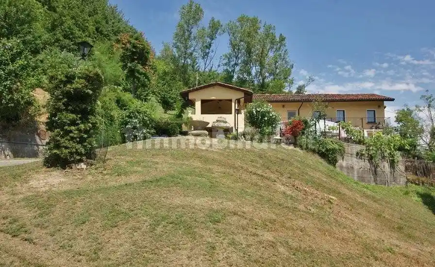 Rustico - Casale in vendita a Dogliani