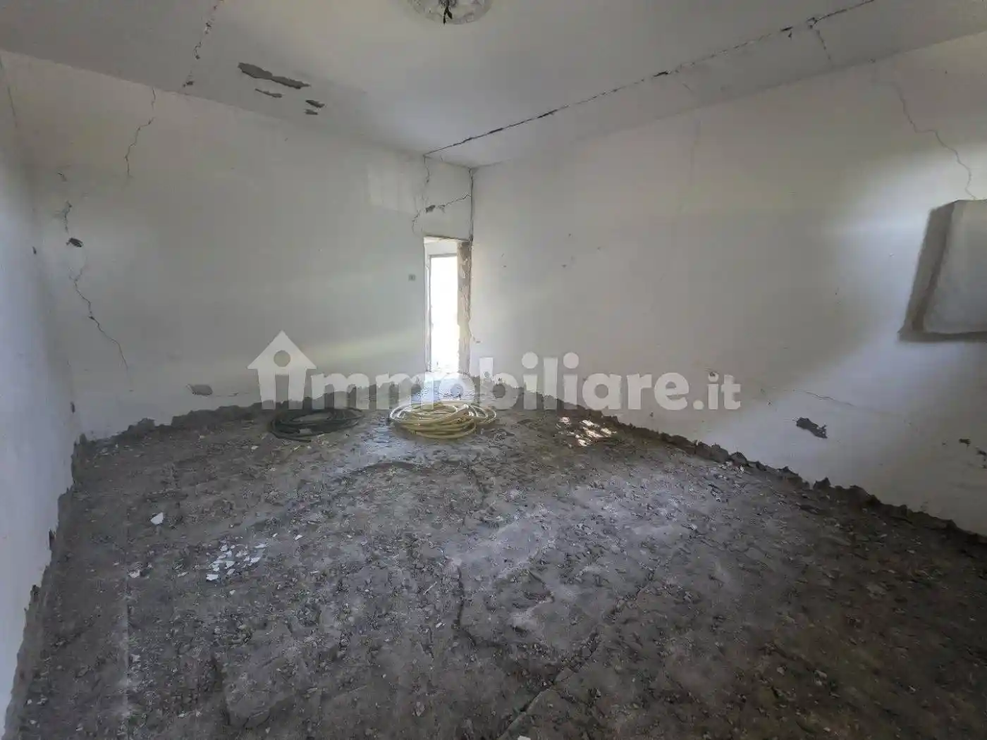 Casa indipendente in vendita a Forlì