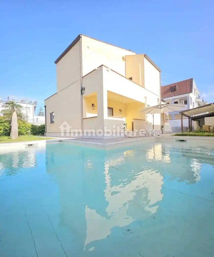Villa in affitto a Palermo