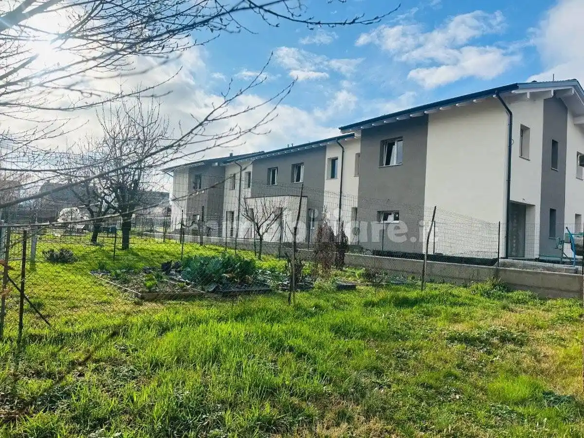 Villetta a schiera in vendita a Scandiano