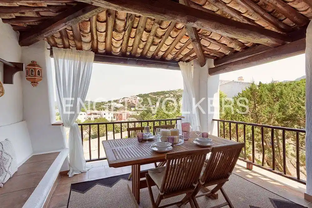 Appartamento in vendita a Arzachena