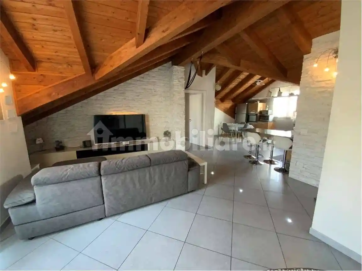 Attico - Mansarda in vendita a Novara