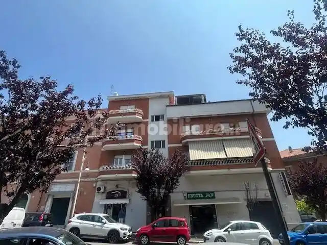 Appartamento in vendita a Genzano di Roma