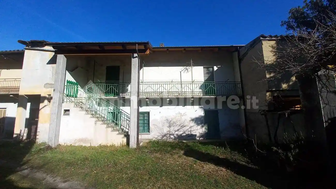 Casa indipendente in vendita a Villar Focchiardo