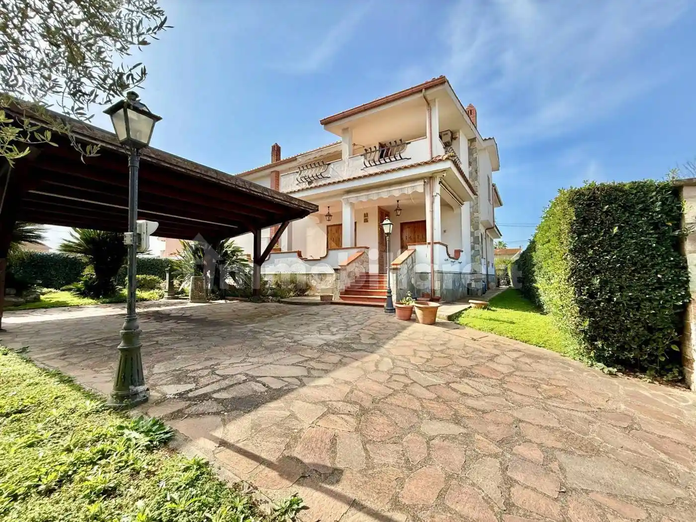 Villa in vendita a Nettuno