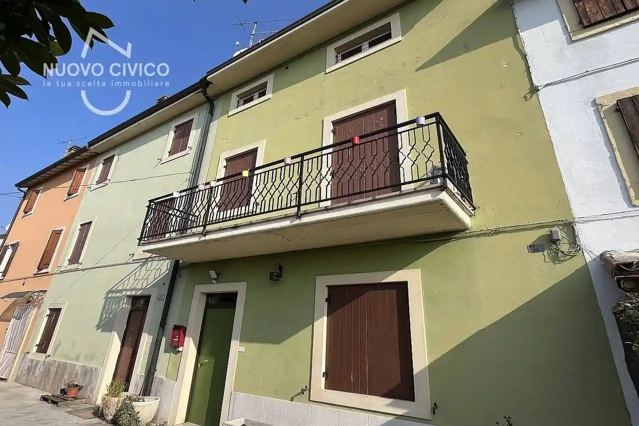 Villetta a schiera in affitto a Verona