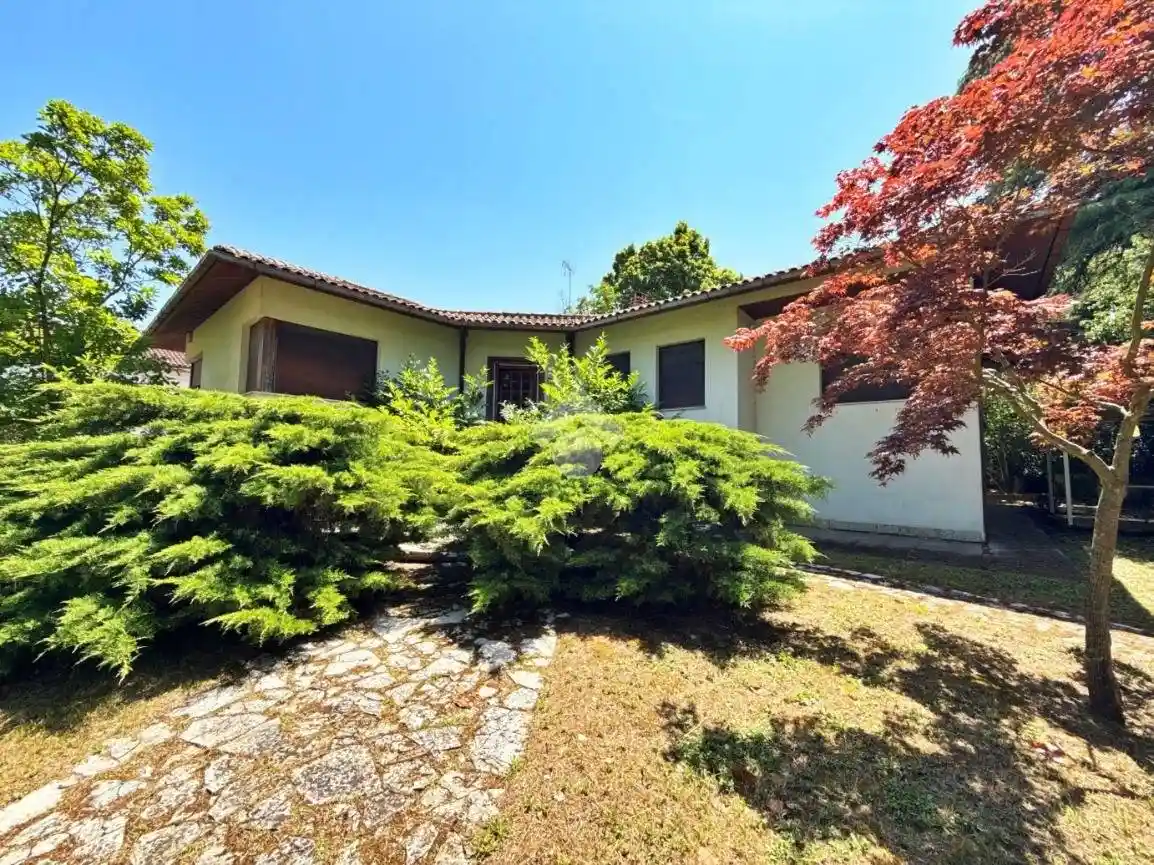 Villa in vendita a Montelabbate