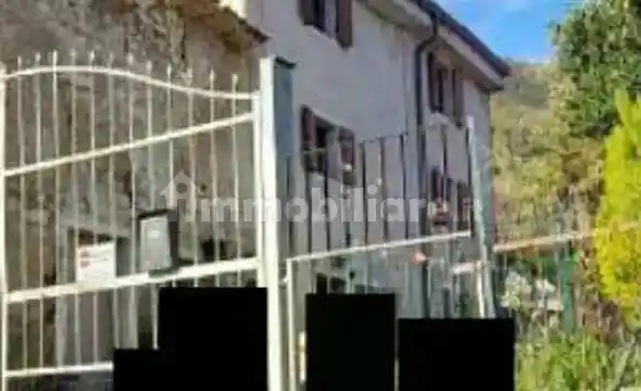 Appartamento in vendita a Caprino Veronese