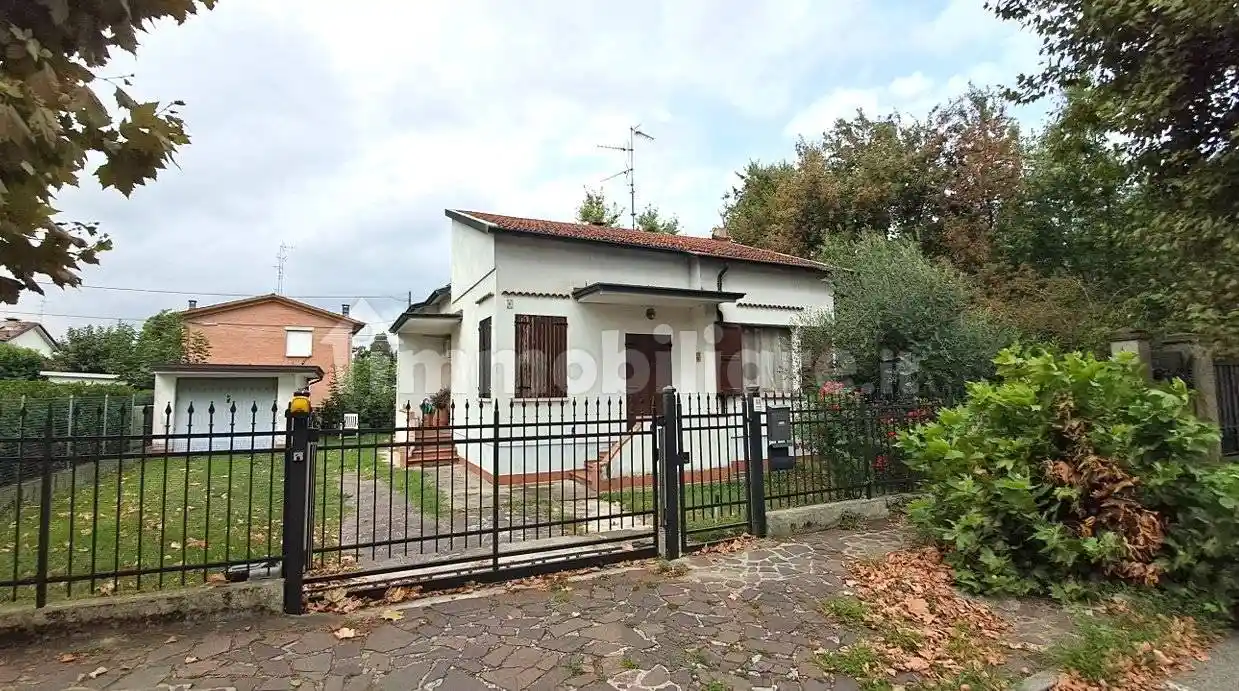 Villa in vendita a Reggiolo