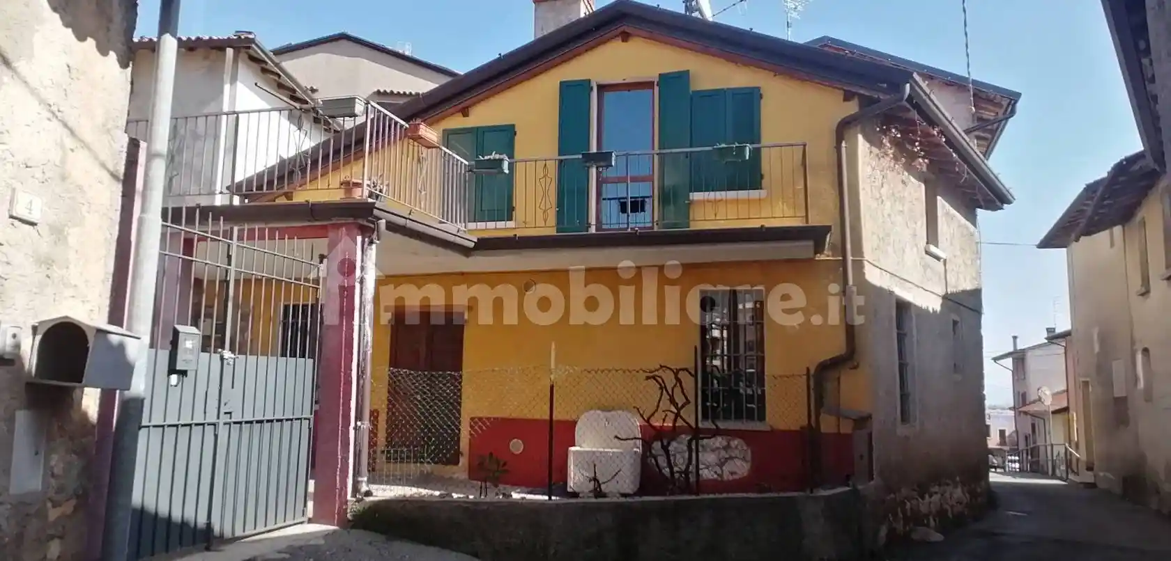 Casa indipendente in vendita a Serle