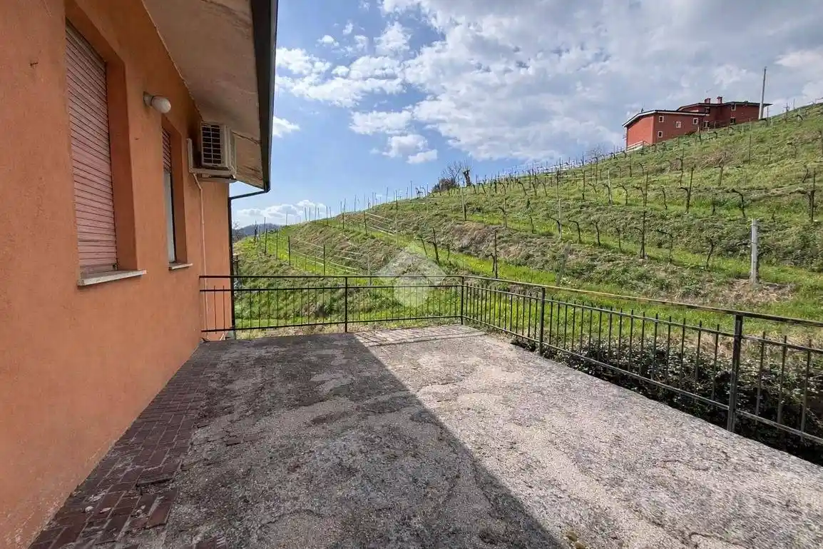 Appartamento in vendita a Tarzo