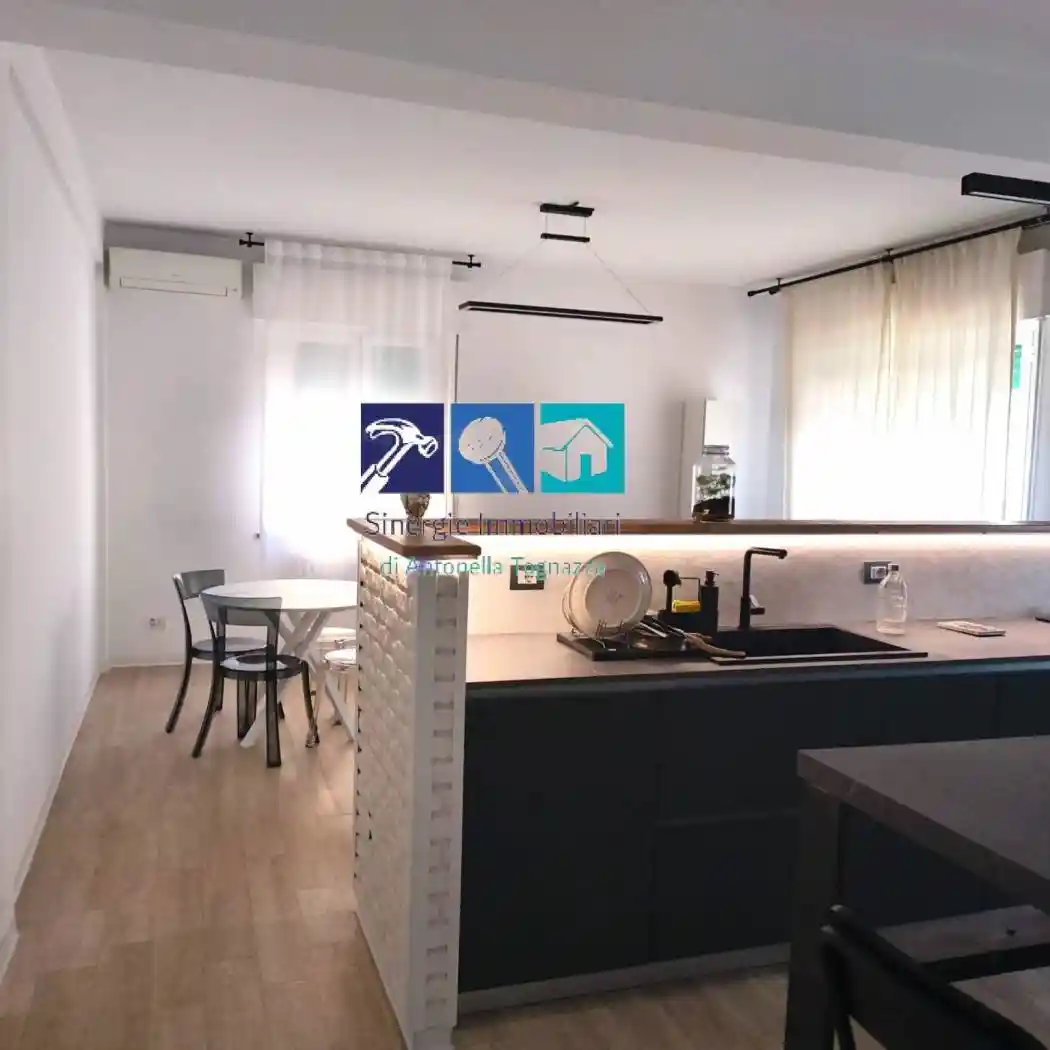 Appartamento in affitto a Ancona