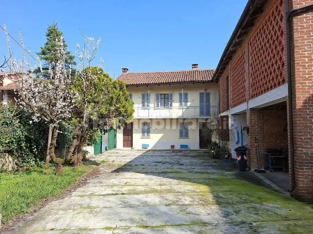 Villetta a schiera in vendita a Asti