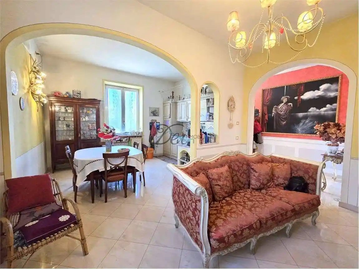 Villa in vendita a Capannori