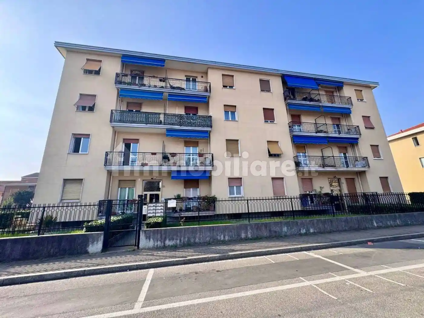 Appartamento in vendita a Limbiate