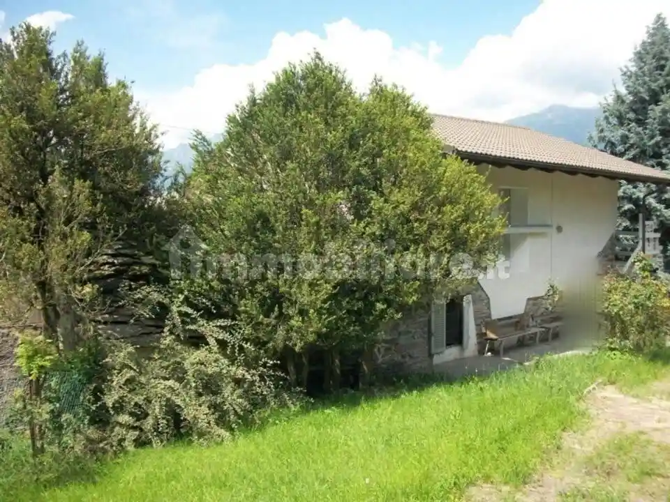 Casa indipendente in vendita a Alpette