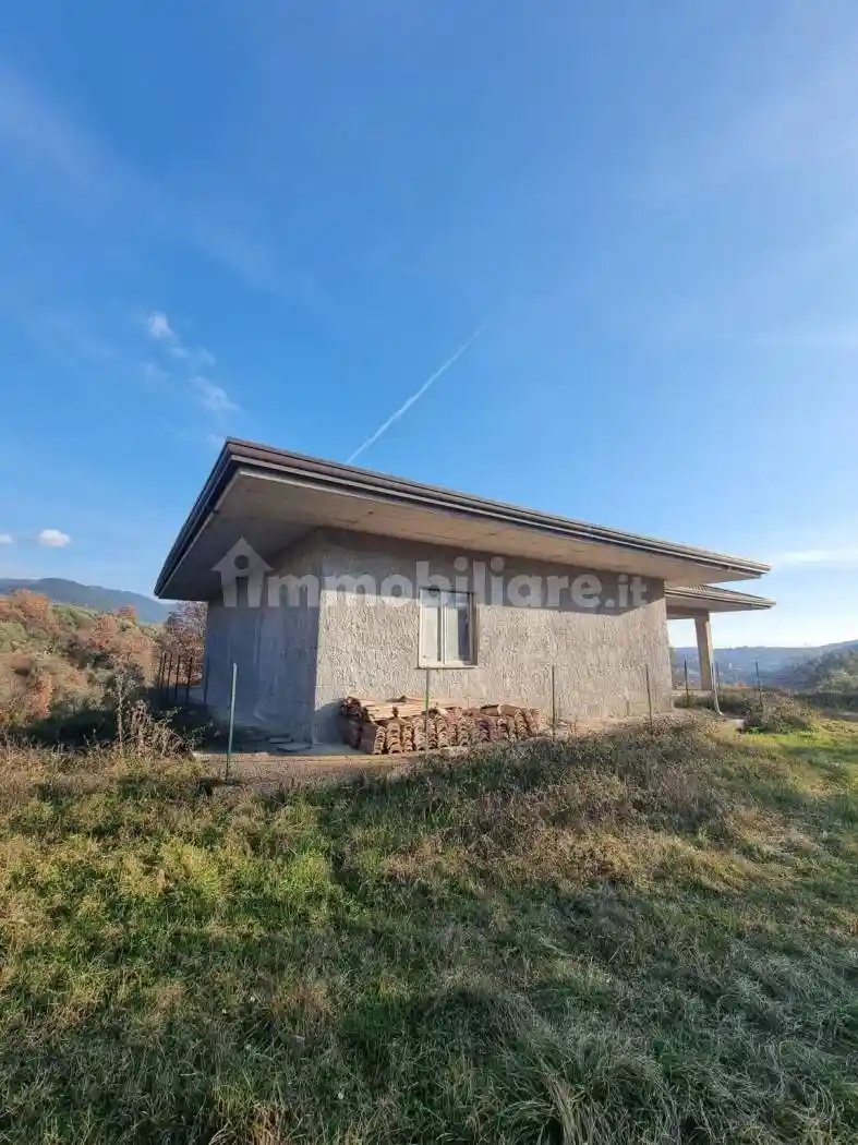 Rustico - Casale in vendita a Alatri