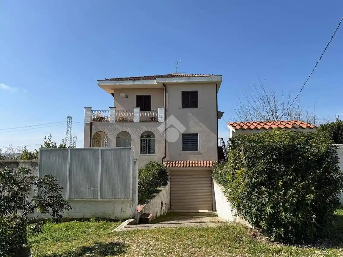 Villa in vendita a Santeramo in Colle