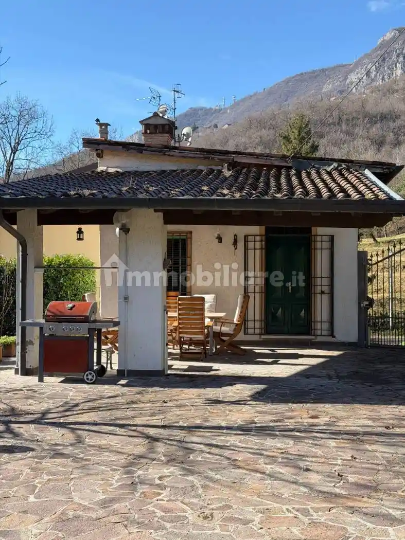 Villa in vendita a Botticino