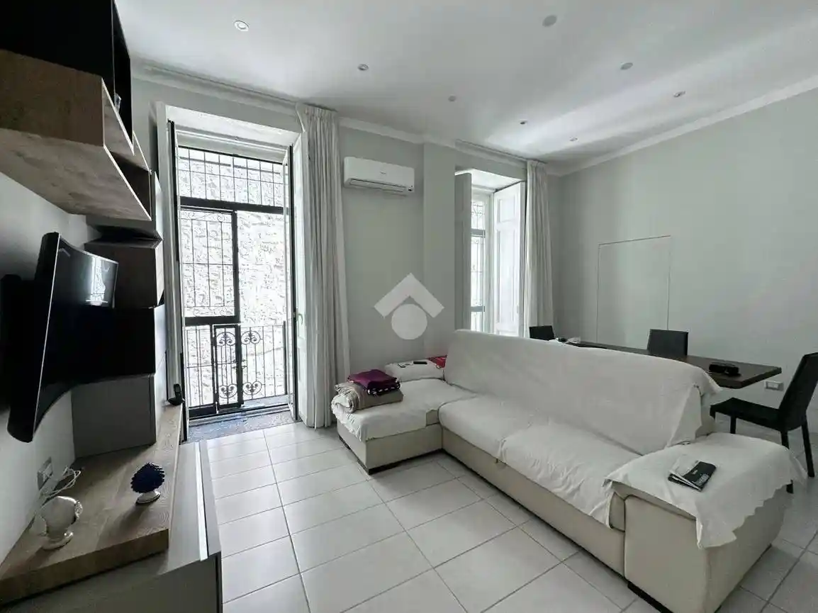 Appartamento in vendita a Napoli