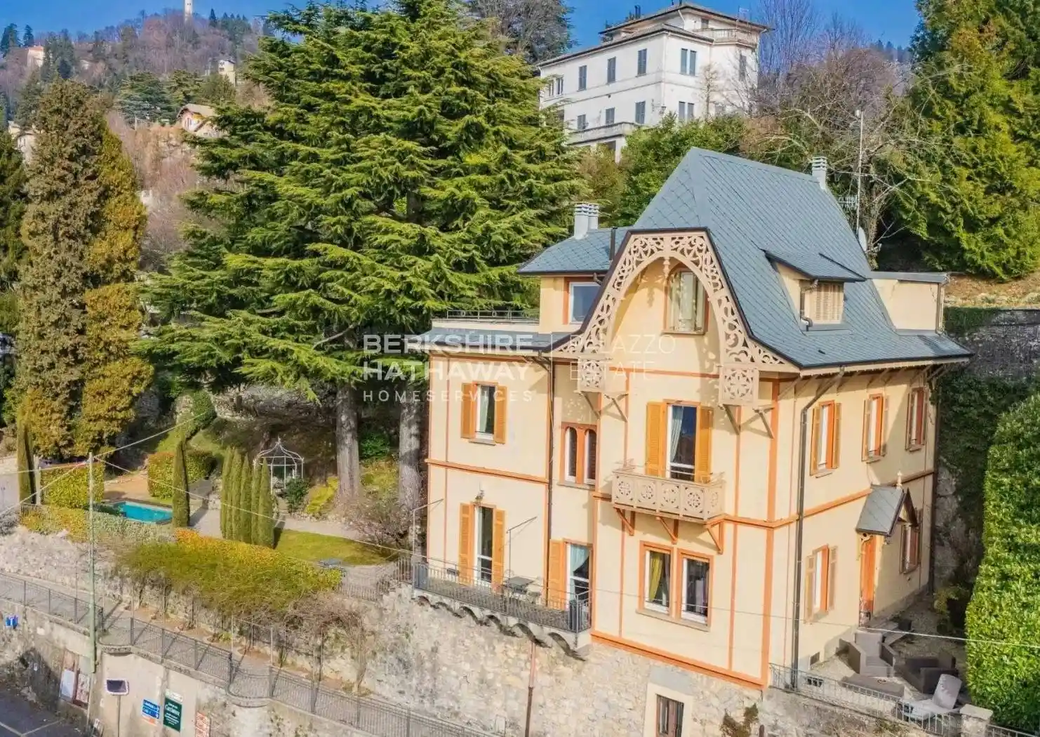 Villa in vendita a Brunate