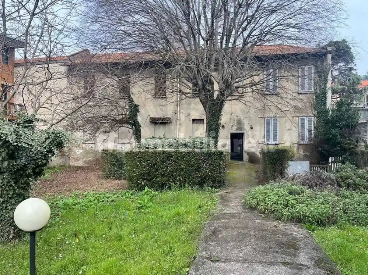 Rustico - Casale in vendita a Varedo