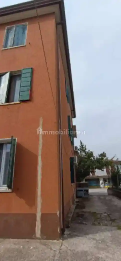 Appartamento in vendita a Fossò