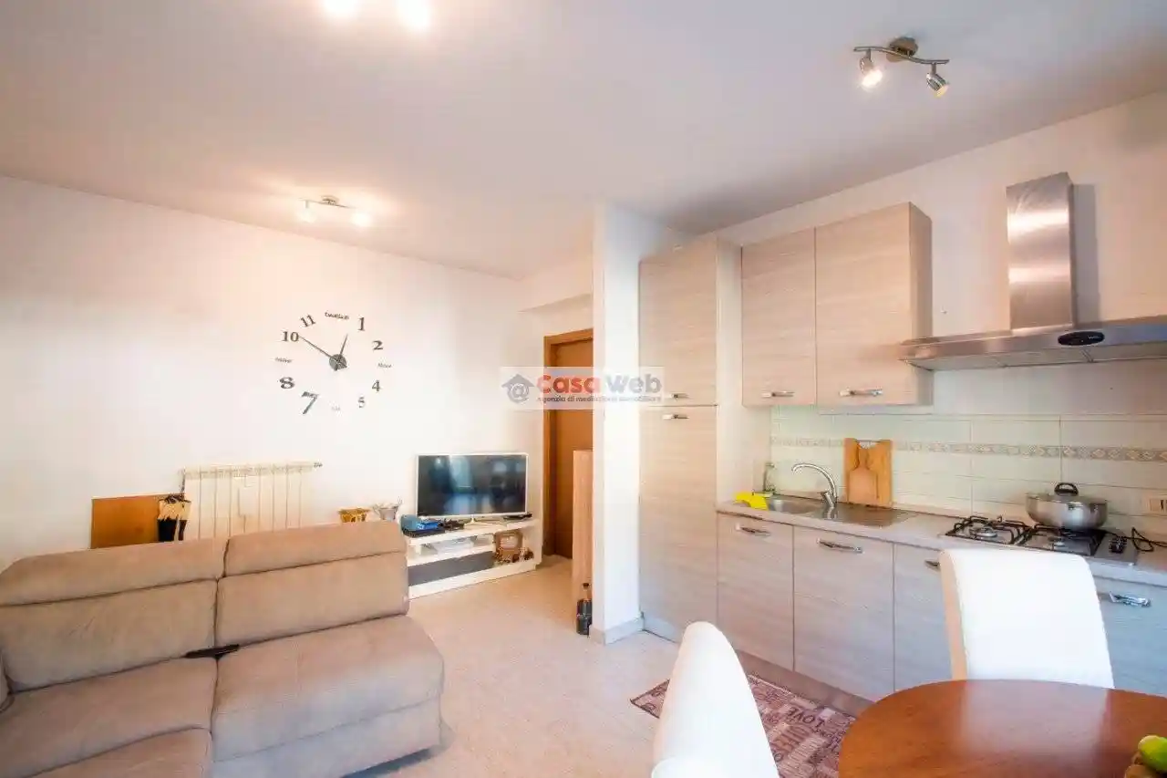 Appartamento in vendita a Luino