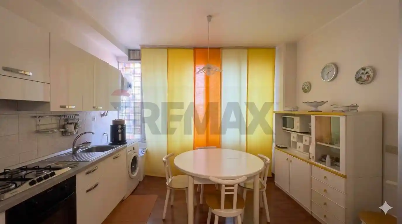 Appartamento in vendita a Aci Castello