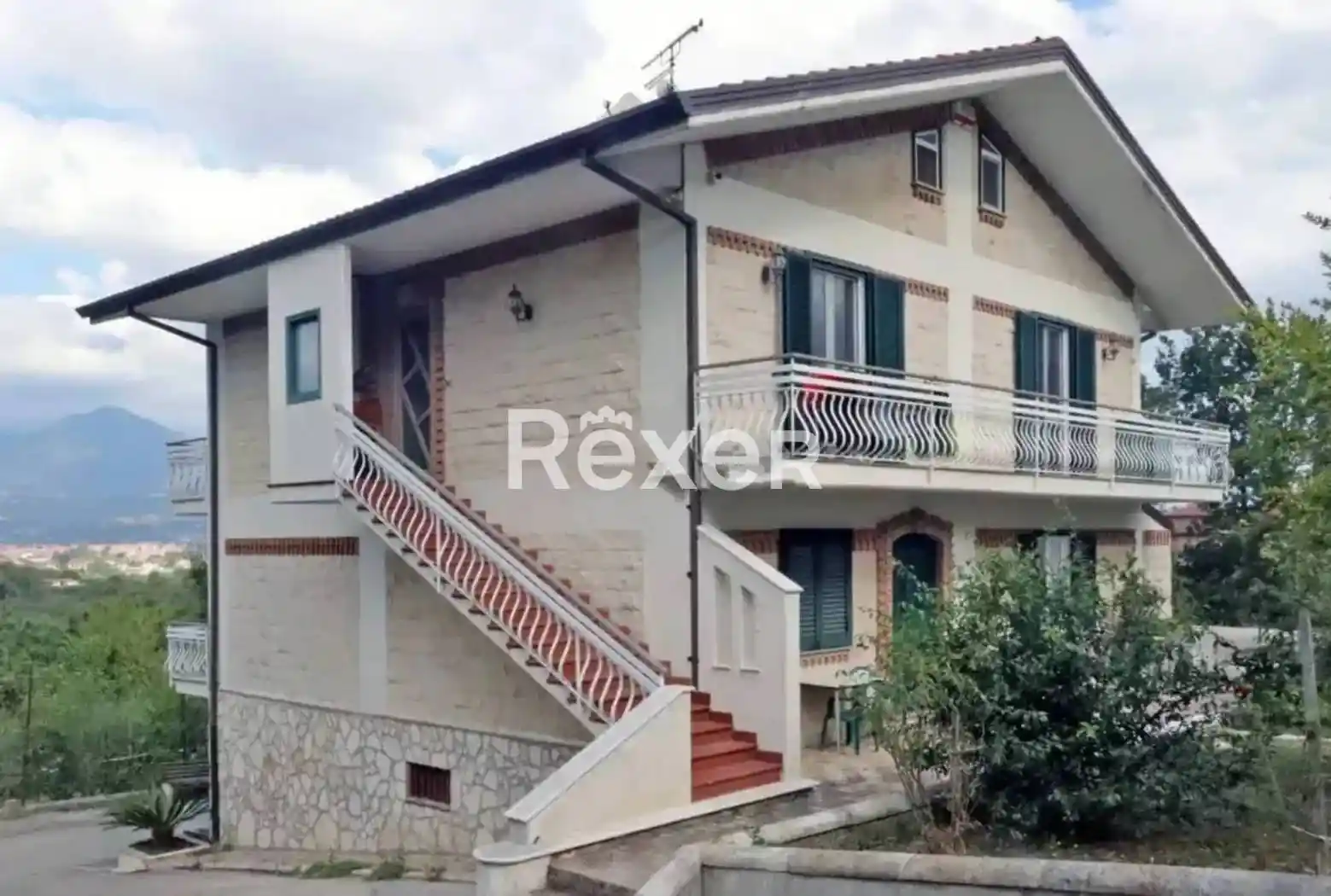 Appartamento in vendita a Aiello del Sabato