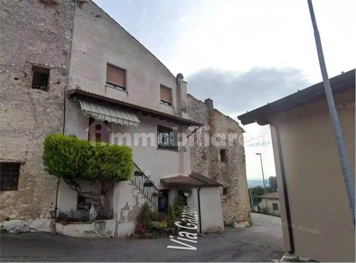 Casa indipendente in vendita a Serle