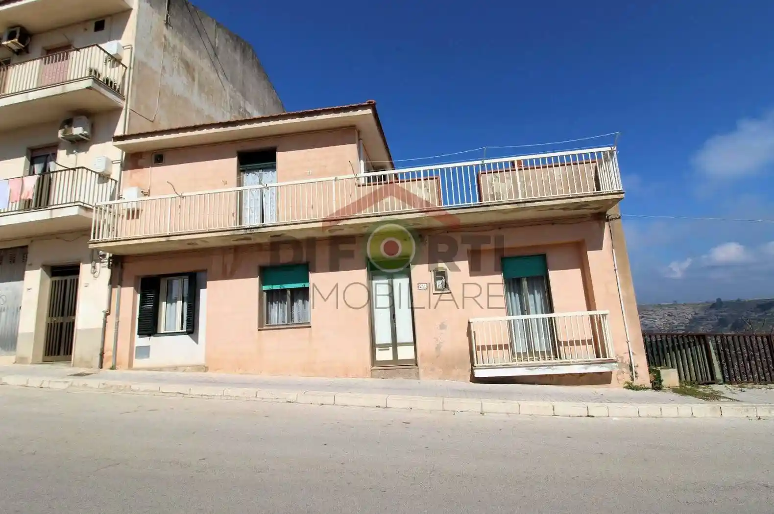 Casa indipendente in vendita a Ragusa