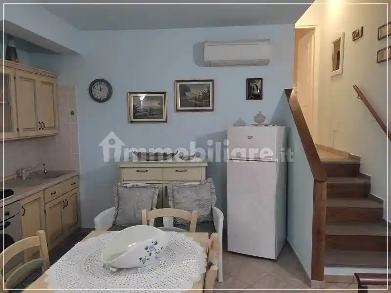 Appartamento in vendita a Sassetta