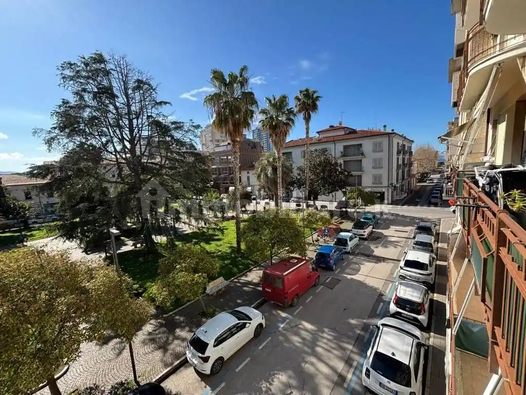 Appartamento in vendita a Follonica