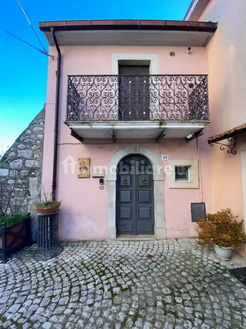 Appartamento in vendita a Scontrone