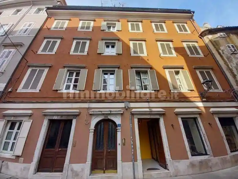 Appartamento in affitto a Trieste