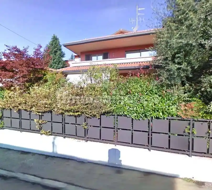 Villa in vendita a Bergamo