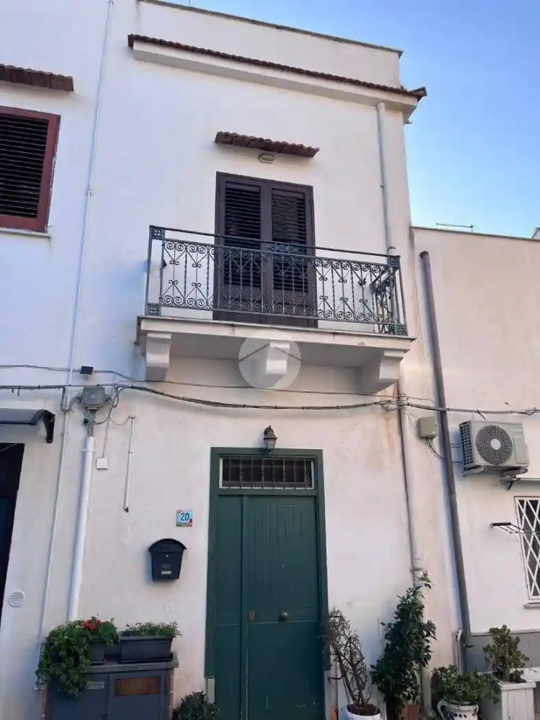 Appartamento in vendita a Palermo