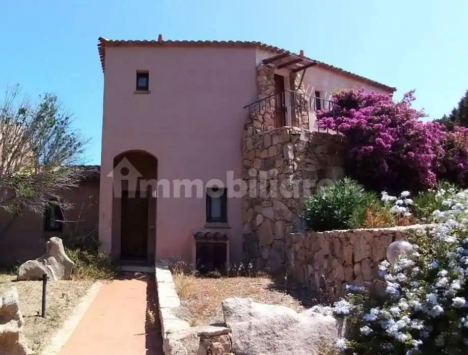 Villetta a schiera in vendita a Arzachena