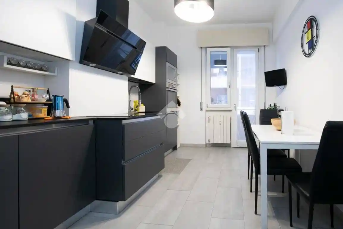 Appartamento in vendita a Genova