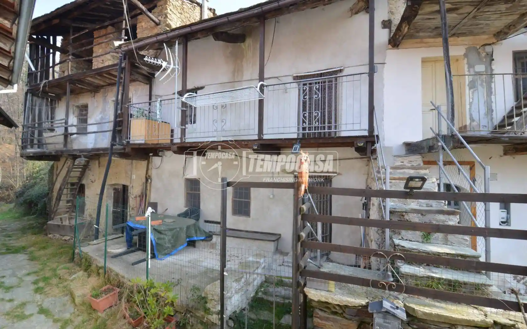 Casa indipendente in vendita a Rocca Canavese